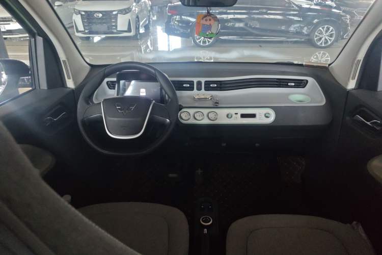 Used Wuling Hongguang MINIEV 2022 Macaron Premium Model – Lithium Iron Phosphate