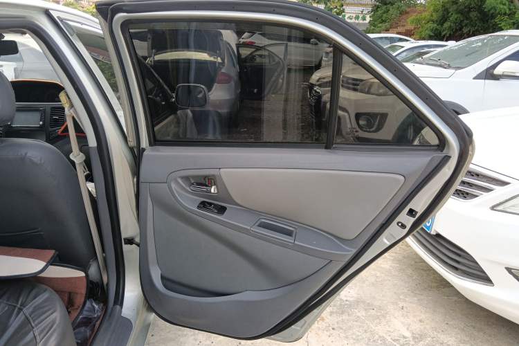 Used Geely Auto Diamond 2013 1.5L Manual Elite Model
