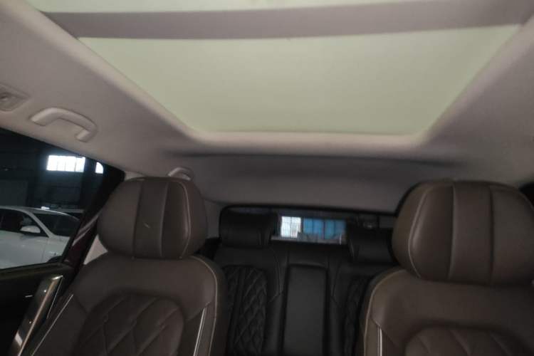 Used Volkswagen Viloran 2020 380TSI Prestige Edition
