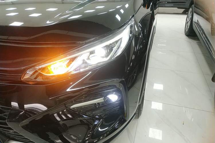 Used Toyota Wildlander 2023 2.0L CVT Two-Wheel Drive Luxury PLUS Edition