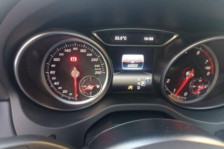 Used Mercedes-Benz GLA 2017 GLA 200 Fashion Model
