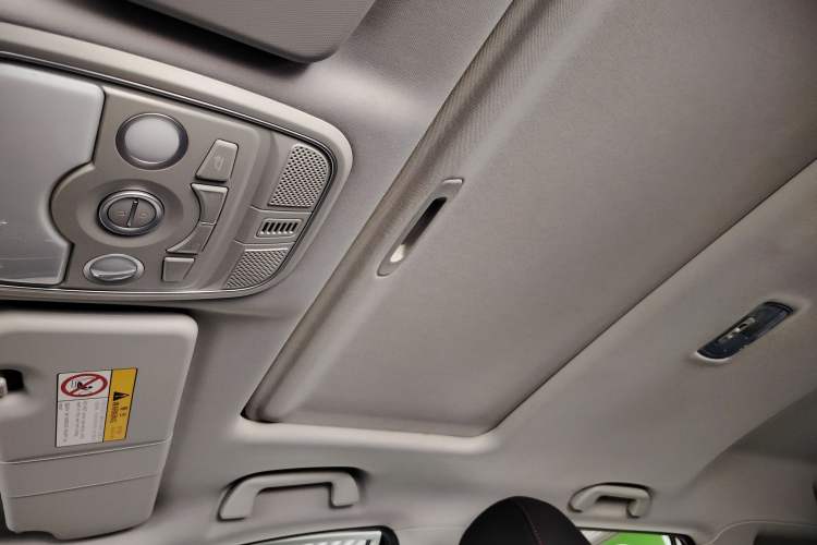 Used Haval M6 2019 1.5T DCT Two-Wheel Drive Elite Version China VI Standard
