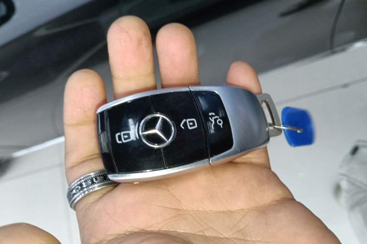 Used Mercedes-Benz E-Class 2023 E 260 L
