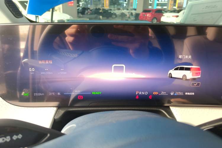 Used Buick GL8 New Energy 2024 Lu Zun Luxury Edition 7-Seater
