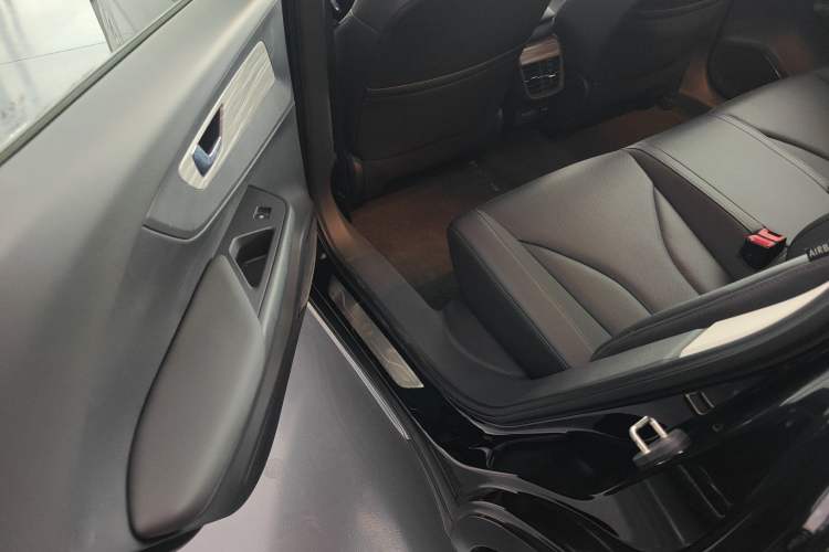 Used Hongqi E-QM5 2024 560km PLUS