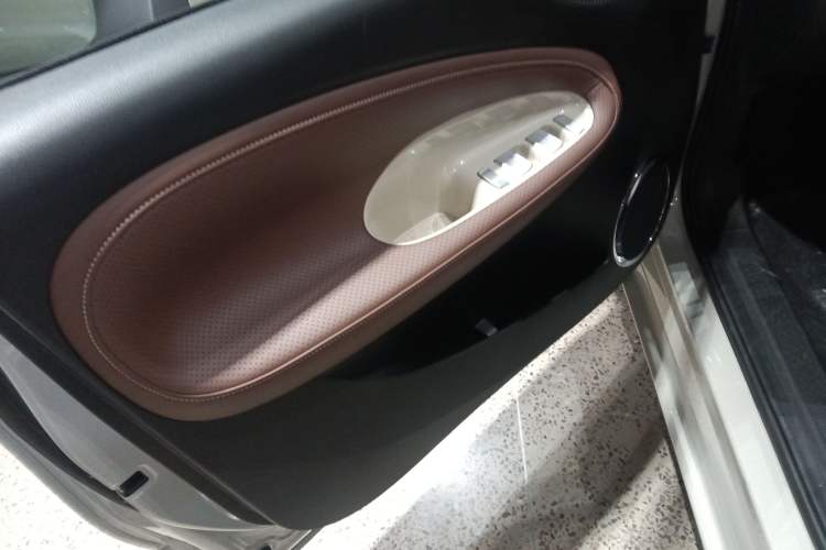 Used Wuling Bingo 2023 410 km Lingxi Deluxe Edition
