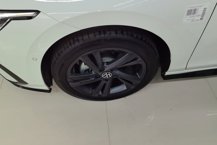 Used Volkswagen Golf 2024 280TSI DSG R-Line 50th Anniversary Edition
