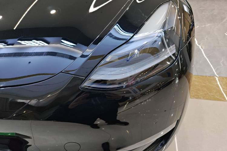 Used Tesla Model Y 2021 Standard Range Rear-Wheel Drive Version