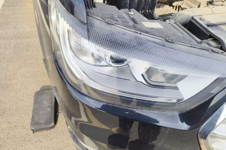 Used  M4 2019 Business Series 2.0L Manual - China VI Standard