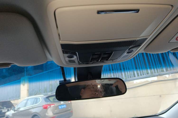 Used Honda Elysion 2019 2.0L Hybrid Luxury Edition
