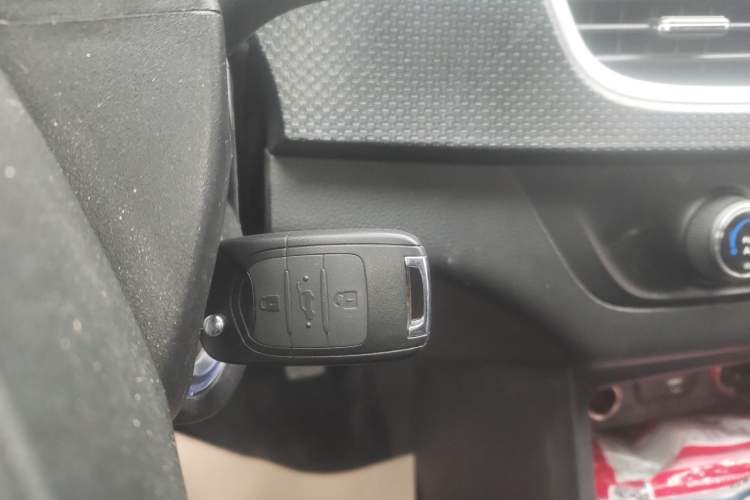 Used Baojun 730 2021 1.5L Manual Fashion Version 7 Seats