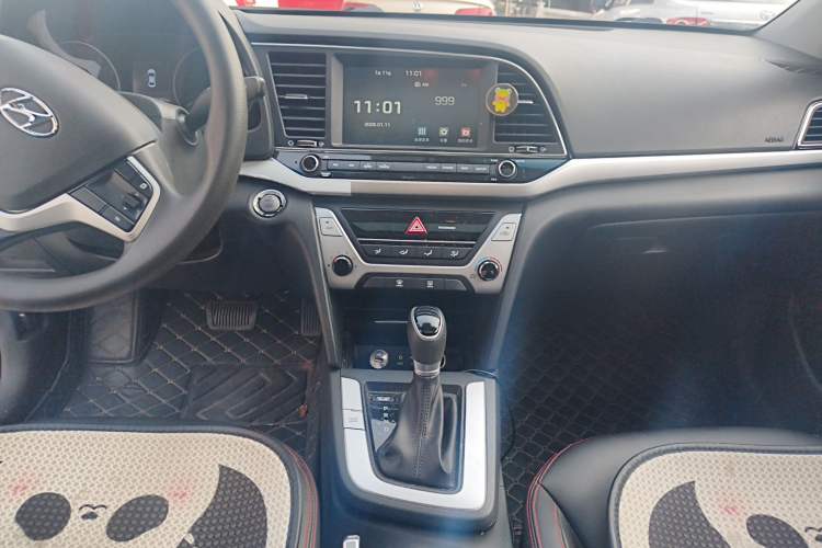 Used Hyundai Elantra 2016 1.6L Automatic ZhiXuan – Elite Version
