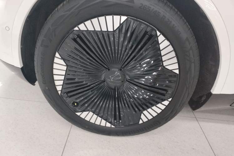 Used  11 2023 Harmony 116° Rear-Wheel Drive Version
