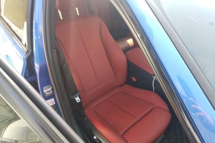 Used BMW 3 Series 2019 320i M Sport Night Edition
