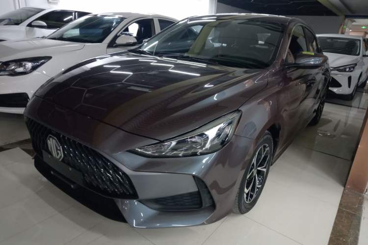 Used MG 5 2023 180 DVVT CVT Fashion Edition
