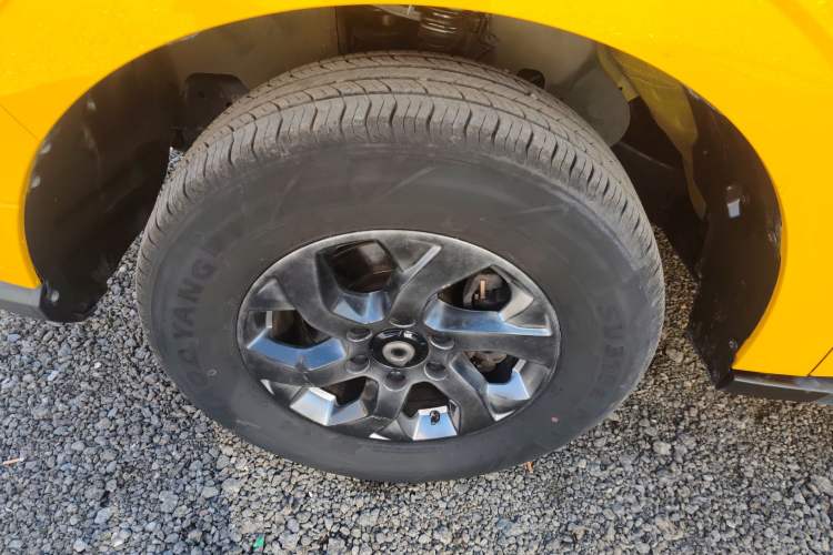 Used Great Wall Poer 2021 2.0T Commercial Version Automatic Diesel 4x4 Elite Long-Box GW4D20M