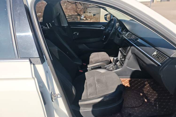 Used Volkswagen C-TREK 2018 230TSI DSG Luxury Model