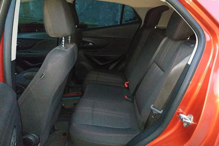 Used Buick Encore 2016 18T Manual Two-Wheel Drive Urban Advanced Model
