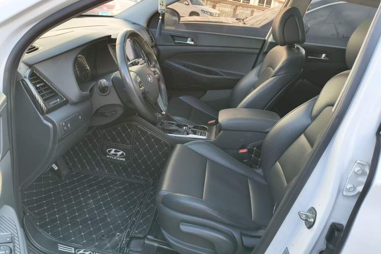 Used Hyundai Tucson 2015 1.6T Dual-Clutch Two-Wheel-Drive Smart Model
