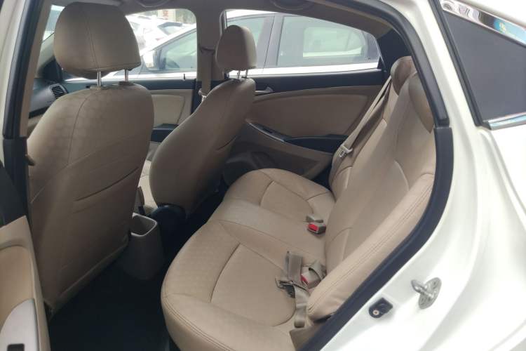 Used Hyundai Verna 2014 1.4L Manual Smart GLS Trim