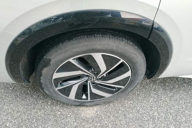 Used Volkswagen Viloran 2024 330TSI Luxury Edition
