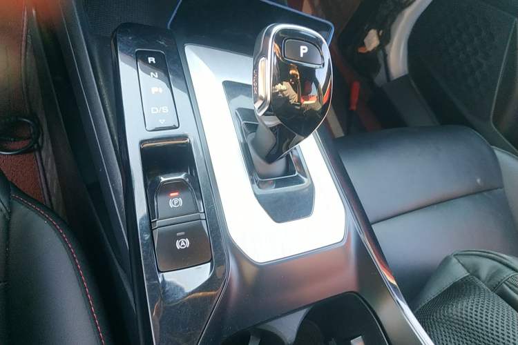 Used MG 5 2021 300TGI DCT Elegant Luxury Edition
