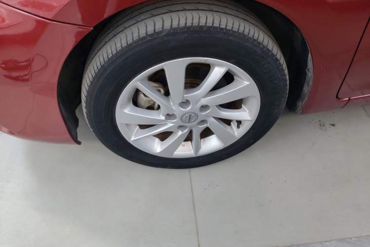 Used Nissan Tiida 2016 1.6L CVT Cool Dynamic Edition