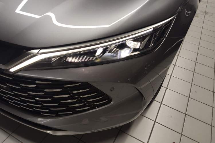 Used BYD Qin L 2025 DM-i Smart Drive 120KM Superior Model
