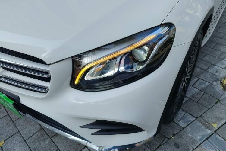 Used Mercedes-Benz GLC 2019 GLC 260 4MATIC Dynamic Edition
