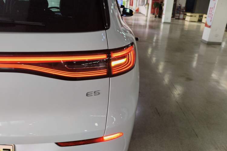 Used  E5 2024 530km Long-Range Version
