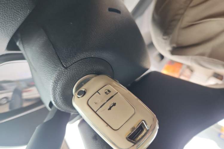 Used Chevrolet Trax 2016 1.4T Manual Two-Wheel Drive Comfort Version with Sunroof
