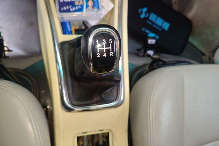 Used Jinbei New Hiace X30L 2016 1.5L Wealth Edition DLCG14