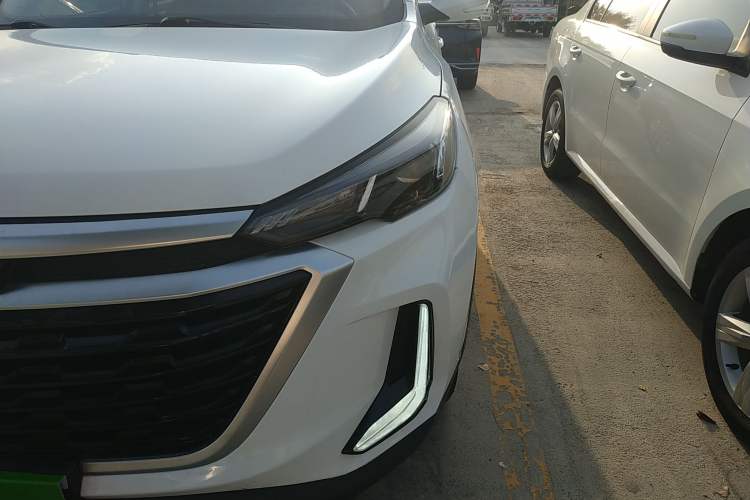 Used BAIC Beijing X3 2019 1.5T CVT Glory Edition
