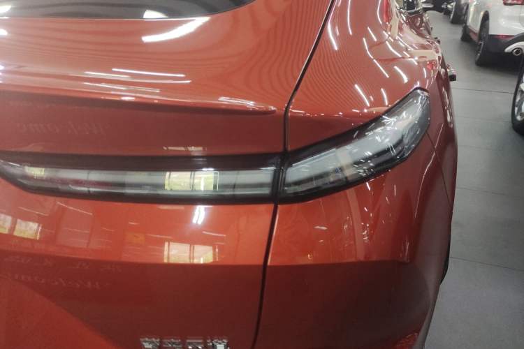 Used ONVO L60 2024 60 kWh All-Wheel Drive