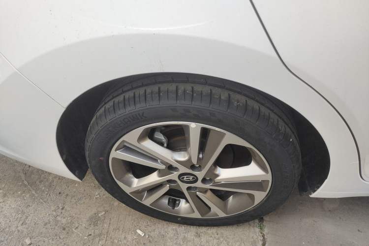 Used Hyundai Elantra 2016 1.6L Automatic ZhiXuan – Elite Version
