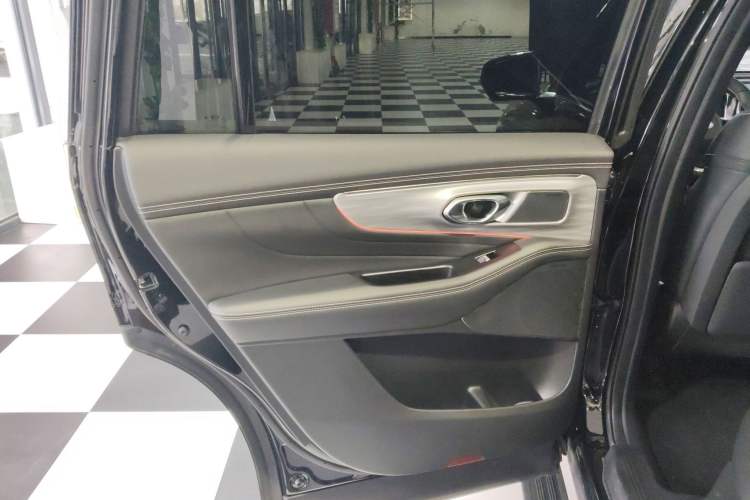 Used GAC Trumpchi GS8 2022 LINGHANG Series 2.0 TGDI Two-Wheel-Drive Luxury Edition (7 Seats)
