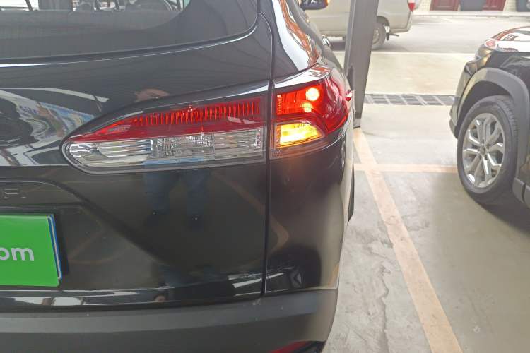 Used Toyota FRONTLANDER 2023 2.0L CVT Elite Edition
