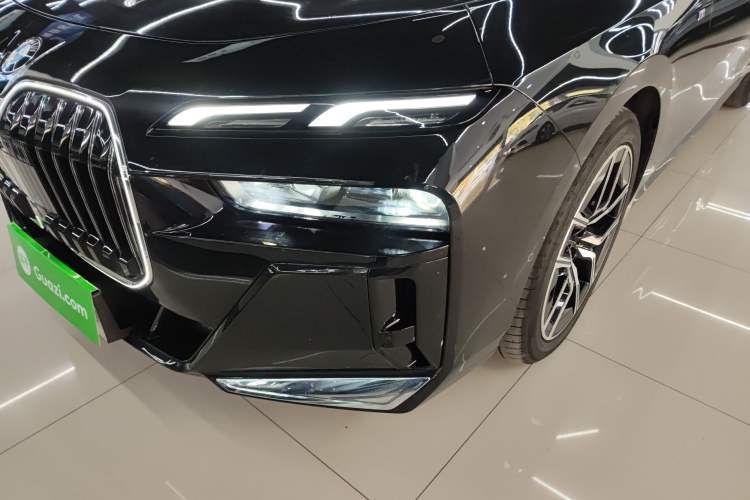 Used BMW 7 Series 2023 735Li M Sport Package