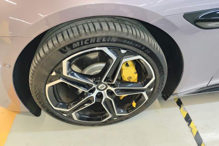 Used  SU7 2024 Four-Wheel Drive Ultra-Long Range Advanced Intelligent Driving Max Edition