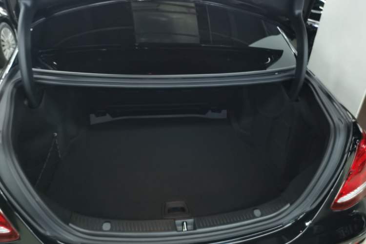 Used Mercedes-Benz E-Class 2020 E 300 L Luxury Model