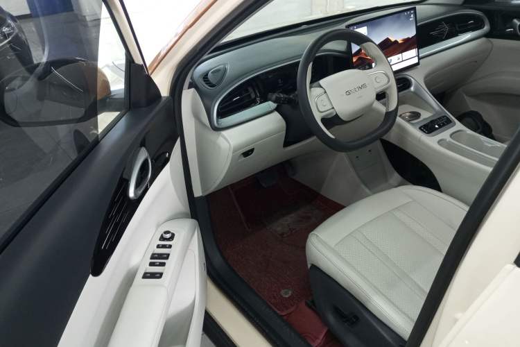 Used Geely Galaxy Geome 2025 UP 410km Exploration Edition

