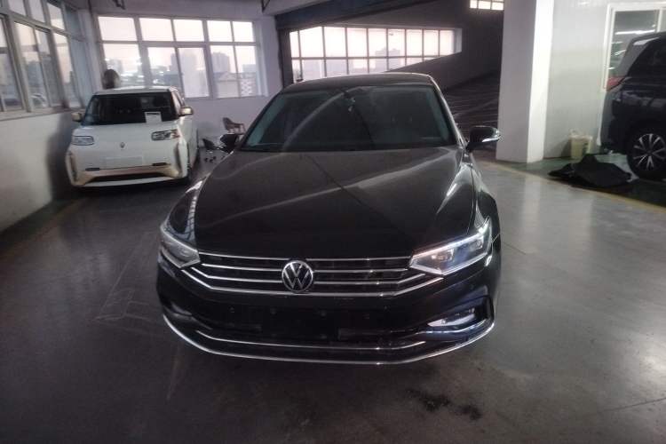 Used Volkswagen Magotan 2020 330TSI DSG Luxury Edition
