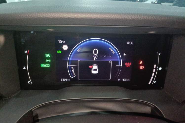 Used Toyota Camry 2024 Dual-Motor 2.0 HGVP Luxury Edition
