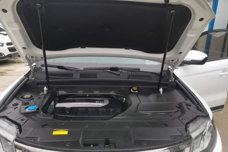 Used Geely Auto Emgrand X7 Sport 2018 2.0L Manual Two-Wheel Drive Zhiya Version
