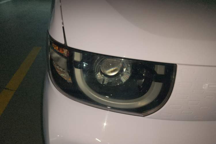 Used Chery QQ Ice Cream 2022 170km Sundae Phosphate Lithium-Ion
