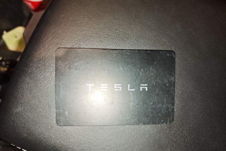 Used Tesla Model Y 2021 Standard Range Rear-Wheel Drive Version
