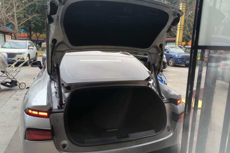 Used XPeng P7 2023 P7i 702 Pro