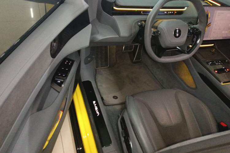 Used  EMEYA 2024 EMEYA S+
