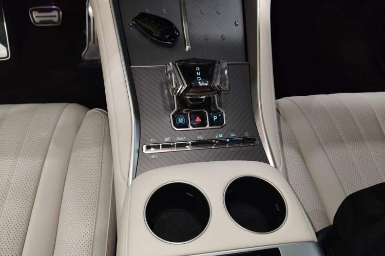 Used Denza Z9GT 2024 1100 Four-Wheel Drive Ultra Version