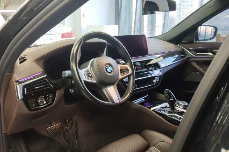 Used BMW 5 Series New Energy 2021 535Le Pioneer Edition M Sport Package
